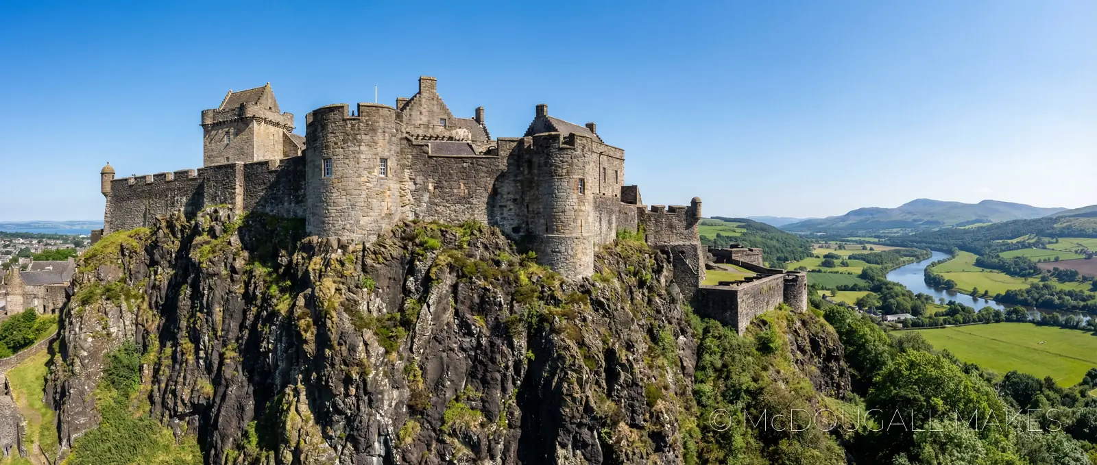 Stirling Castle|History|Fortress|Midday|Volcanic|Panorama