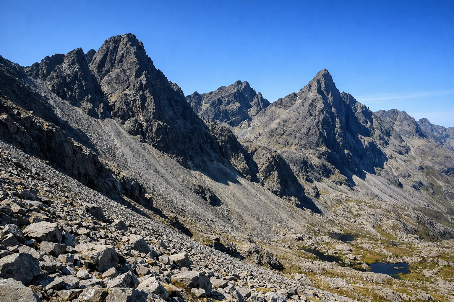 Skye|Cuillin|Mountains|Peaks|Hiking|Nature|Panoramic